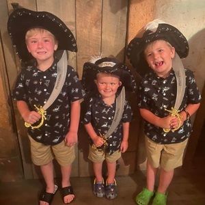 Meet your Posher, April